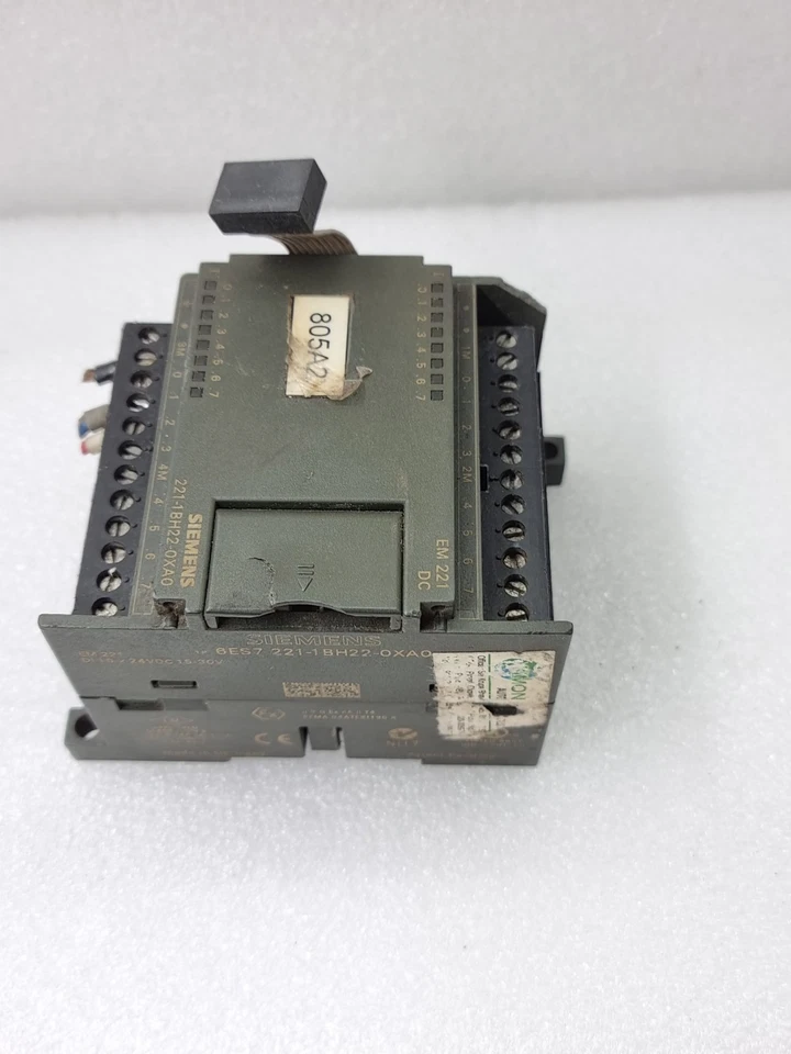 SIEMENS EM 221 DC 6ES7 221-1BH22-0XA0 DIGITAL INPUT MODULE 24VDC MADE IN GERMANY